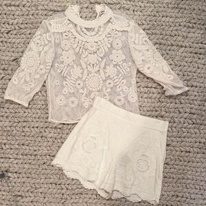 Zara matching set Elegant crochet Lace Top and Shorts set - new never worn